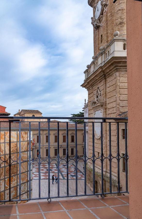 Hotel Tibur Zaragoza Exterior photo