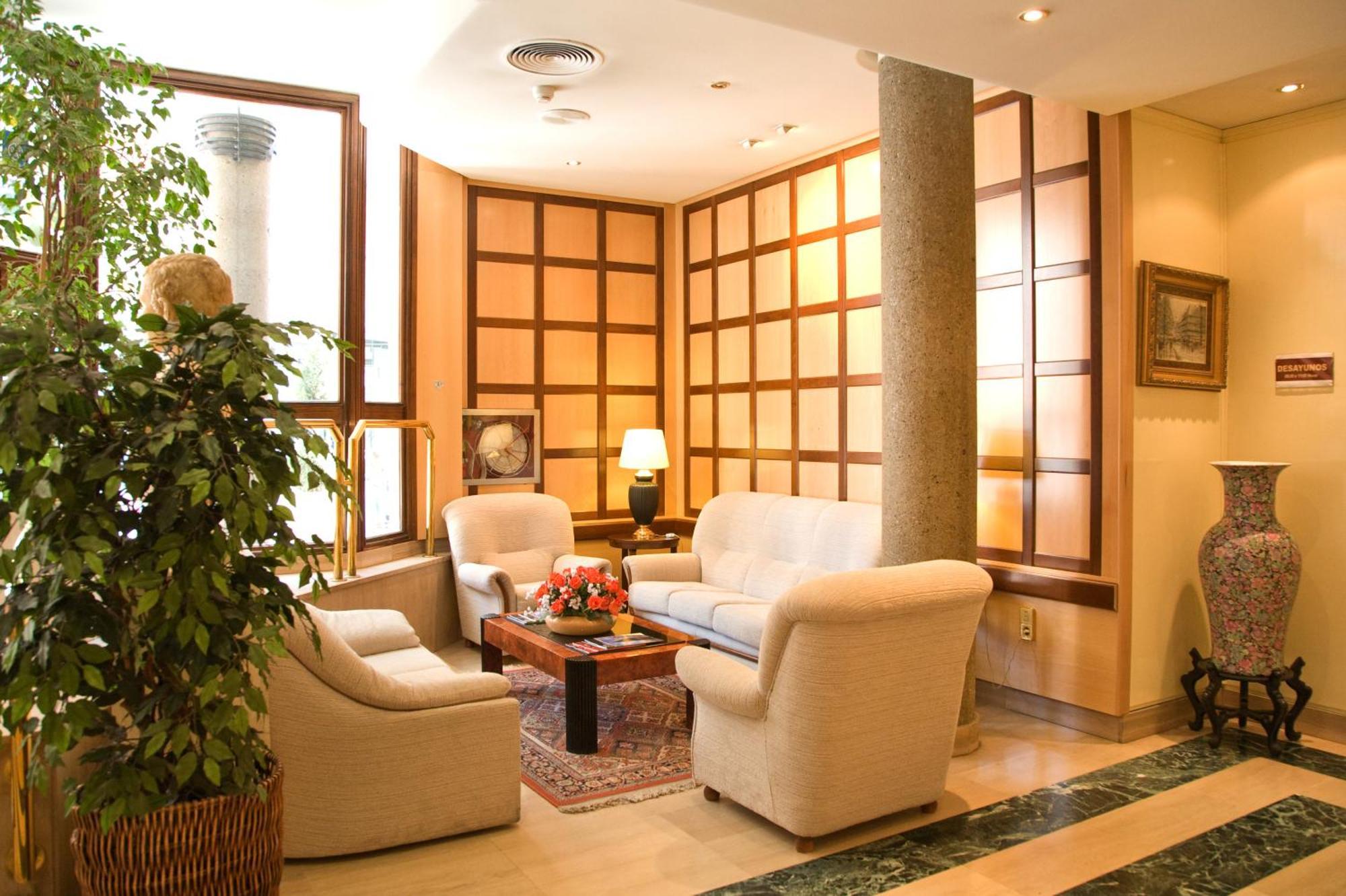 Hotel Tibur Zaragoza Exterior photo